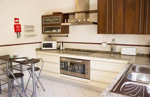 Olhao House | BLife Santya private rooms