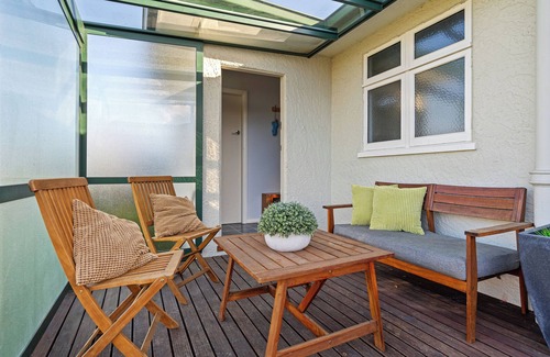 Blenheim House | Bliss on Barratt - Blenheim Holiday Home