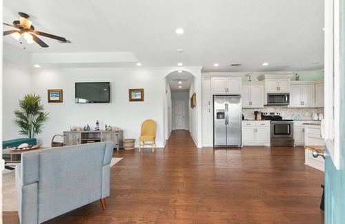 Port Bolivar House | Bliss on the Beach | Sleeps 10