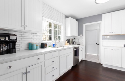 Stockton House | Blissful Bungalow in Central San Diego- 4bed/2bath Pet Friendly!