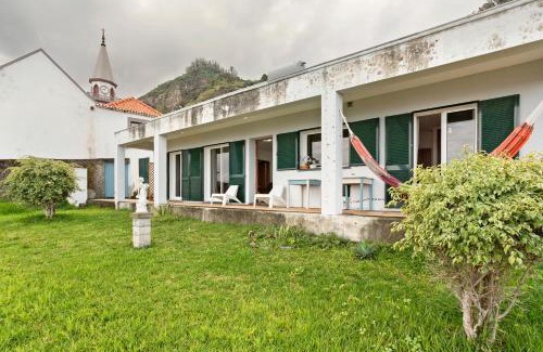 Porto Moniz House | Blissful Haven - Soulful Stays