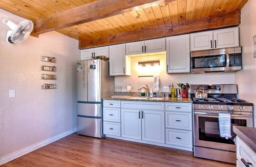 Pine Cove Cabin | Blissfully Wild - with Hot Tub & pets are welcome