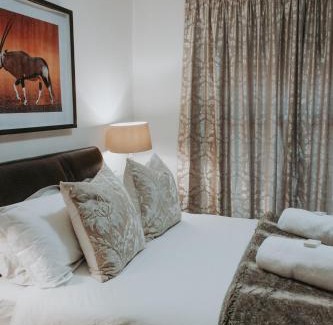 Eikenbosch House | Bloemendal Wine Estate Accommodation