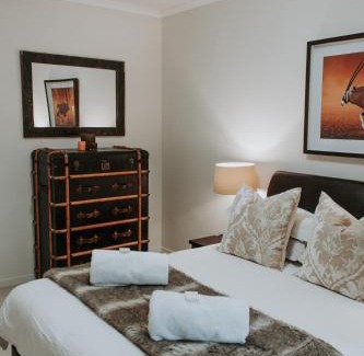 Eikenbosch House | Bloemendal Wine Estate Accommodation