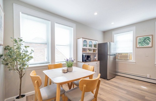Ampere Apartment | Bloomfield 2BR, Pets OK, Park2Cars, Laundry, Fios, Safe, Quiet, Convenient