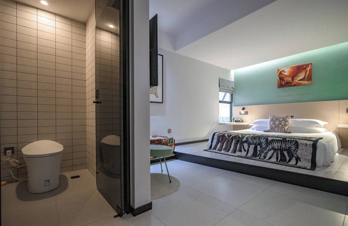 Xihu Hotel | Blooming Lotus Hostel