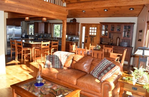 Apple Ridge House | Blowing Rock Timber Frame Long Range Views*Pets