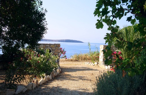 Drios Apartment | Blue and sea views Sea views
