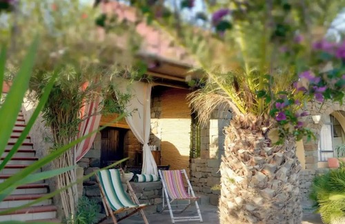 Pantelleria House | Blue Dammuso