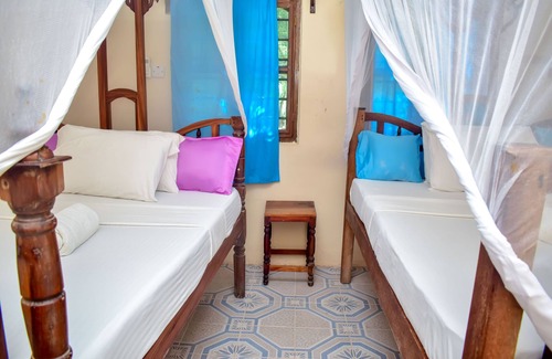Jambiani Hotel | Blue Earth Beach Bungalows