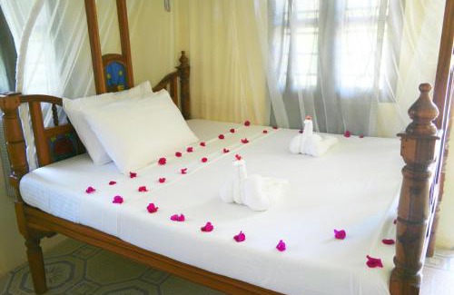 Jambiani Cabin | Blue Earth Beach Bungalow