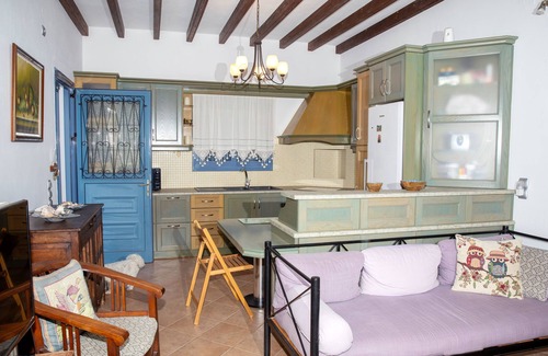 Leros House | Blue Heaven. Enjoy Sun and Magnificent View in a Peaceful Garden.