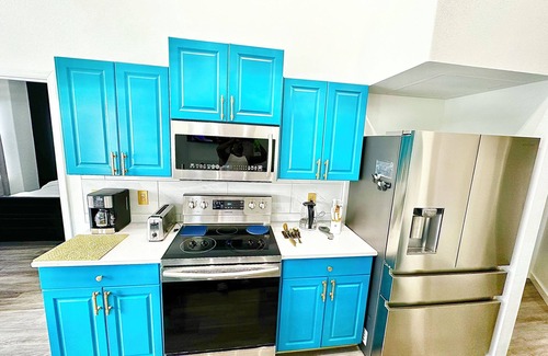 Tuscan Hills House | Blue Lagoon 7 MILES From Disney World