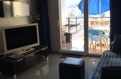 Bar Apartment | Blue Lagoon