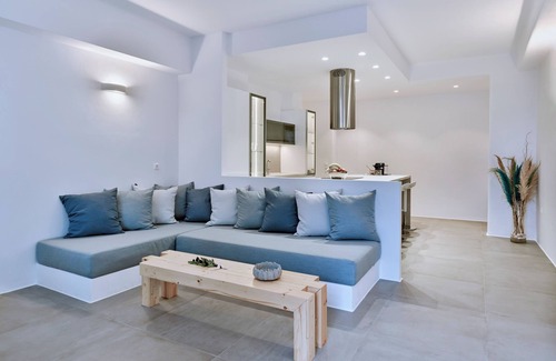 Naousa House | Blue Mare Villas