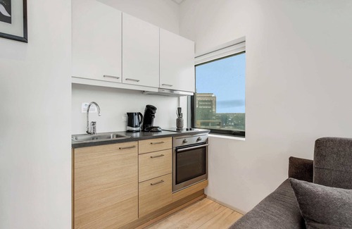 Kopavogur Apartment | Blue Mountain Apartments - Corner Studio with View