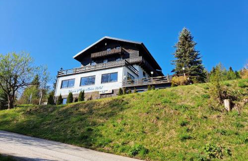 Treffen Hotel | Blue Mountain Hotel