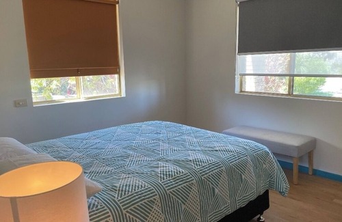 Kalbarri House | Blue Occy Kalbarri Sleeps 8, Pet Friendly, Free Wifi, Central Location