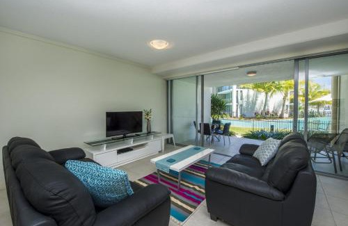 Nelly Bay Apartment | Blue on Blue Apartment 813