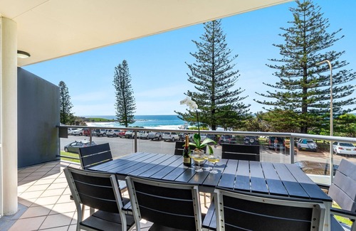 Yamba Apartment | Blue Pacific 3 | Views Across Pippi Beach