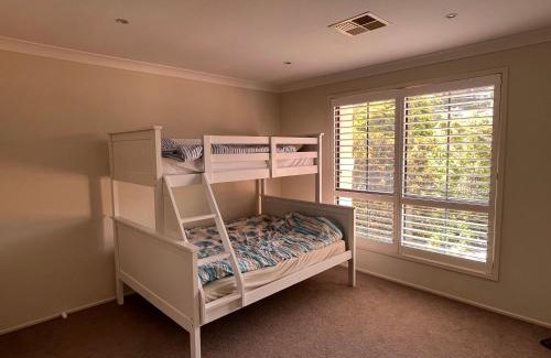 Tascott House | Blue Sanctuary