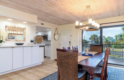 Crescent Beach Condo | Blue Sea Turtle at Ocean House