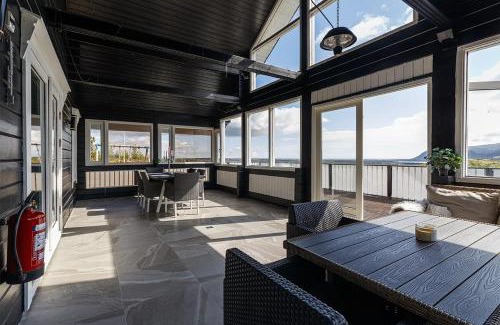 Selfoss House | Blue Viking Luxury Cabin