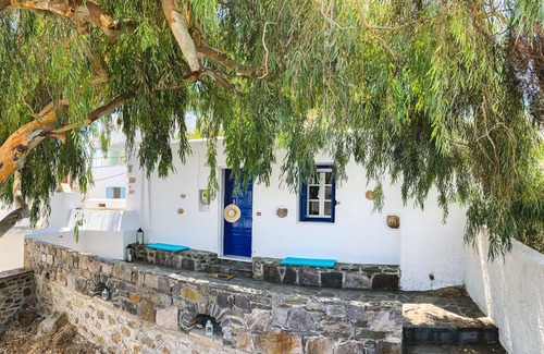 Galini House | Blue&White: An Absolut Aegean dream house-relax and unwind!