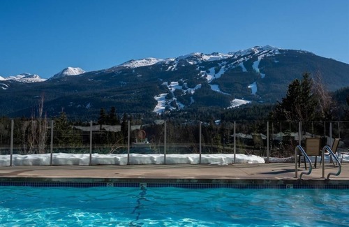 Blueberry Hill Apartment | Blueberry|2BDR Luxury|Pool & Hot Tub|Best Views