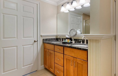 Lincoln Resort | Bluegreen South Mountain, 2br Condo