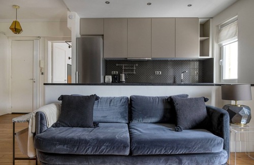 Arsenal Apartment | Blueground | Bastille, doorcode, near Le Marais