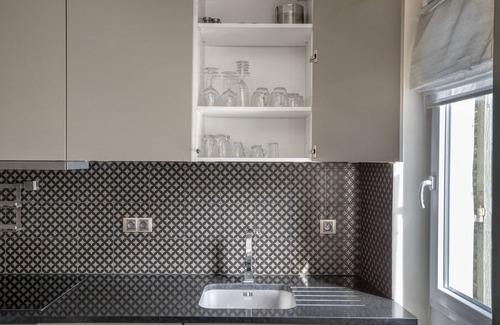 Arsenal Apartment | Blueground | Bastille, doorcode, near Le Marais