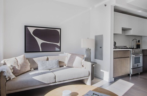 Brooklyn Heights Apartment | Blueground | Brooklyn Heights, rooftop, nr Brooklyn Bridge