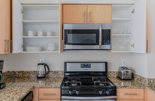 Dupont Circle Apartment | Blueground | Foggy Bottom, gym & pool, nr GWU