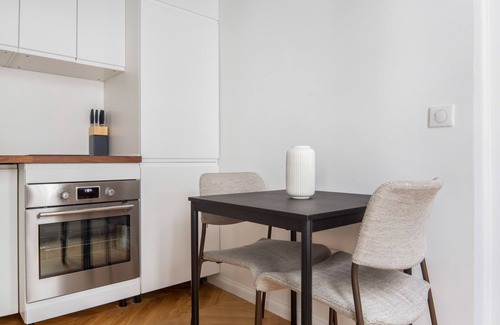 Arsenal Apartment | Blueground | Le Marais, nr Place des Vosges