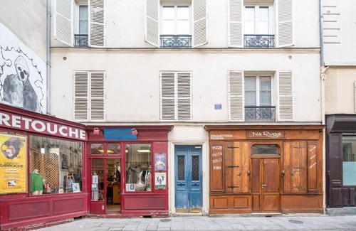 Arsenal Apartment | Blueground | Le Marais, nr Place des Vosges