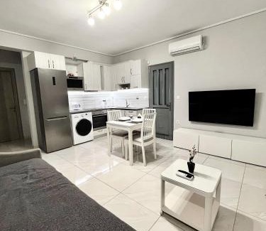 Loutraki Apartment | BlueLine apartment 3