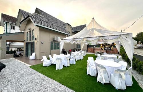 Bandar Country Homes Villa | BNB Country Homestay, Rawang - 20 pax, pool, event