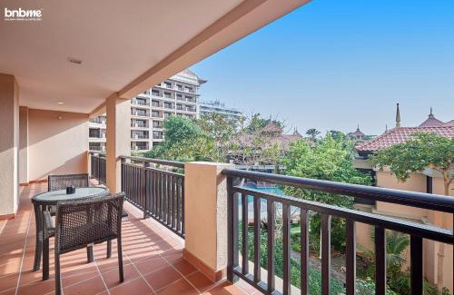 Palm Jumeirah Apartment | bnbme - Luxury 2BR Anantara Palm Apt Beachfront Lagoon Pools Balcony & Spa Access