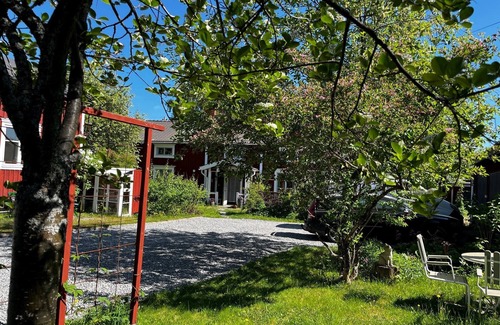 Gammelstad House | Bo Mitt i ett Världsarv med Kulturen och Historien Precis Bakom Knuten