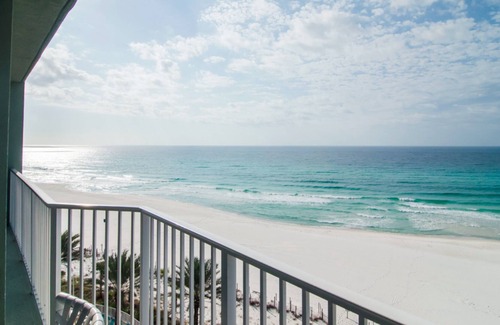 Panama City Beach Resort | Boardwalk Beach Resort by Royal American Beach Getaways