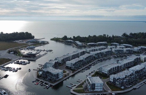 Big Bay Point Condo | Boardwalk Condo at Friday Harbour Resort