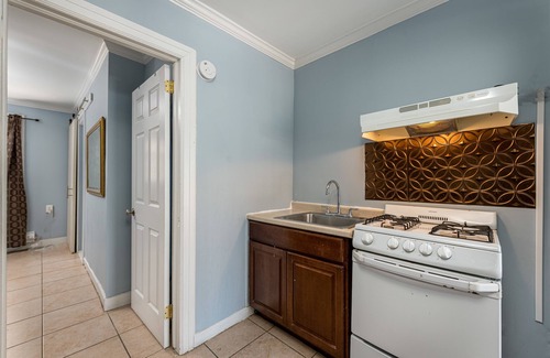 Seaside Heights Hotel | Boardwalk Hotel Charlee & Beach House Rentals