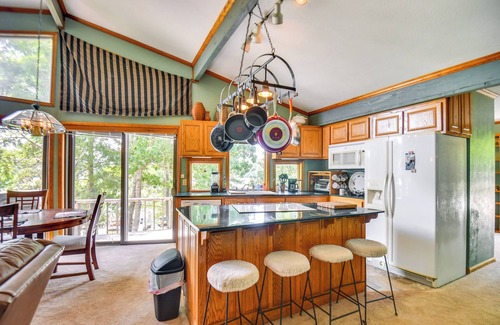 Elberton Cottage | Boat Dock Access: Clarks Hill Lake Hideaway!