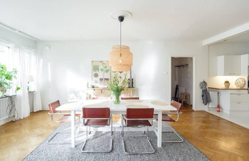 Orgryte-Harlanda Apartment | Boende i ett lugnt och centrumnära villaområde