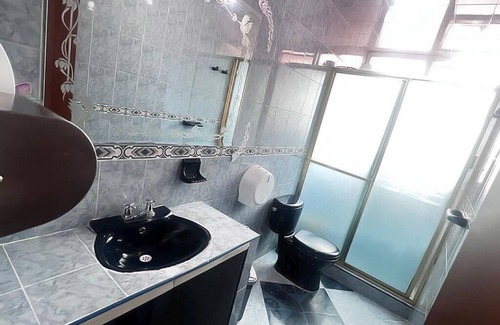 Antonio Narino House | Bogotá Oasis: Tu Encantador Segundo Hogar en la Ciudad