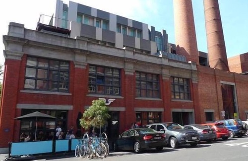 Collingwood Apartment | Bohemian Chic *IPNO Luxe Apartments Collingwood