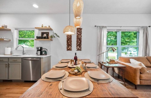 Traverse City House | Bohemian Retreat 4BR Home Downtown Beach Wineries