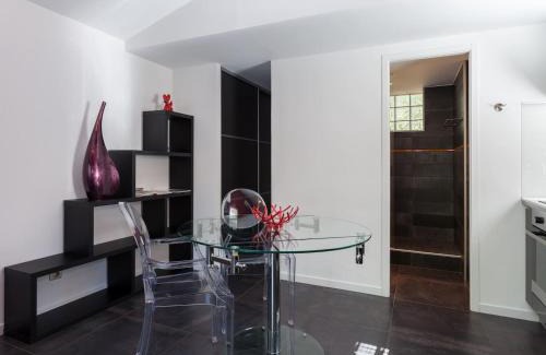 Roussillon Apartment | Bois de la Cour - Karine & Laurent