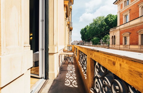 Historic Center Apartment | BOLOGNA SUITES - PRIVATE BATHROOM